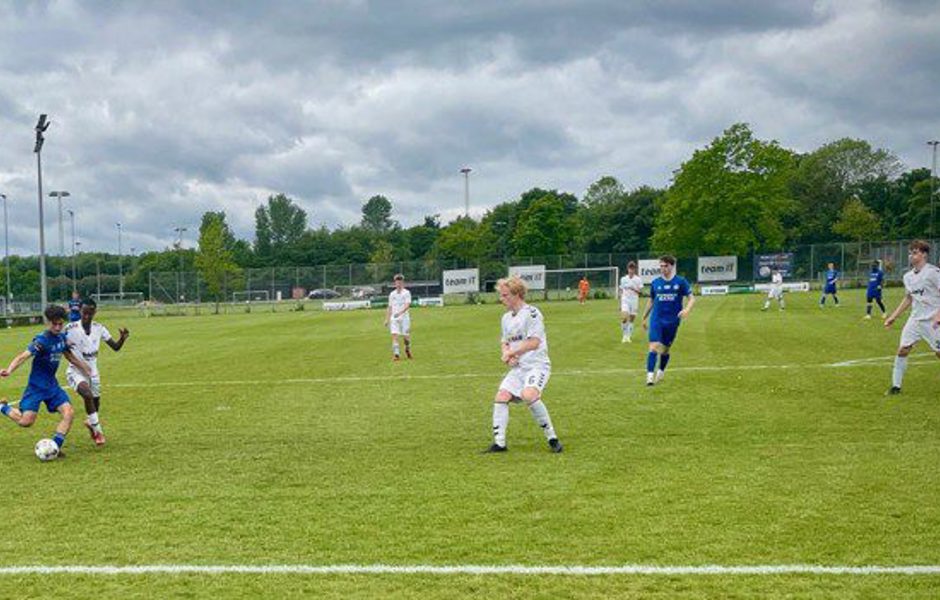 Pokal optakt.jpg